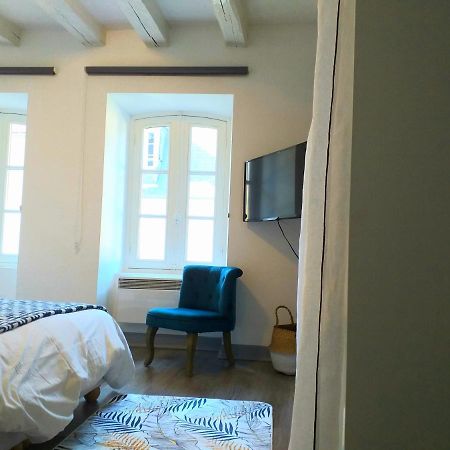 A La Grosse Armee - Dans Hotel Particulier, Hypercentre Avec Garage, Au Calme Bourges Exteriör bild